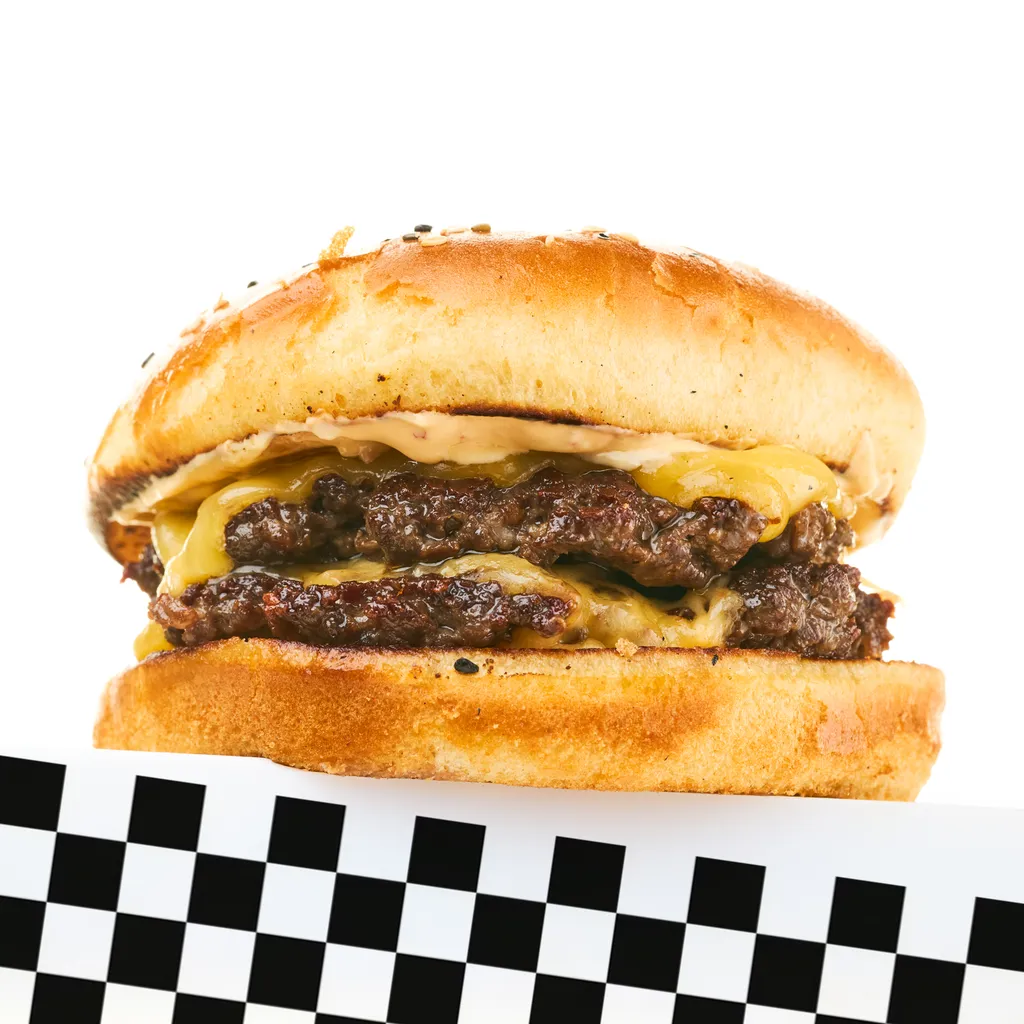 9. DOUBLE SMASH BRUNOO